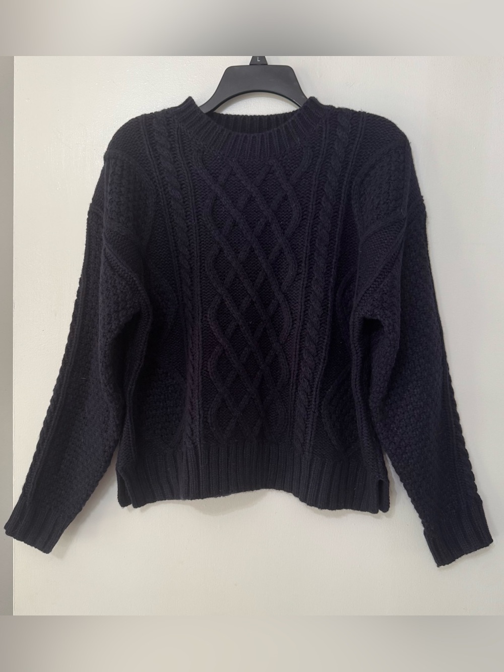 Hyacinth House Tuckernuck Cable Knit Navy Blue Courchevel Crewneck Sweater XS